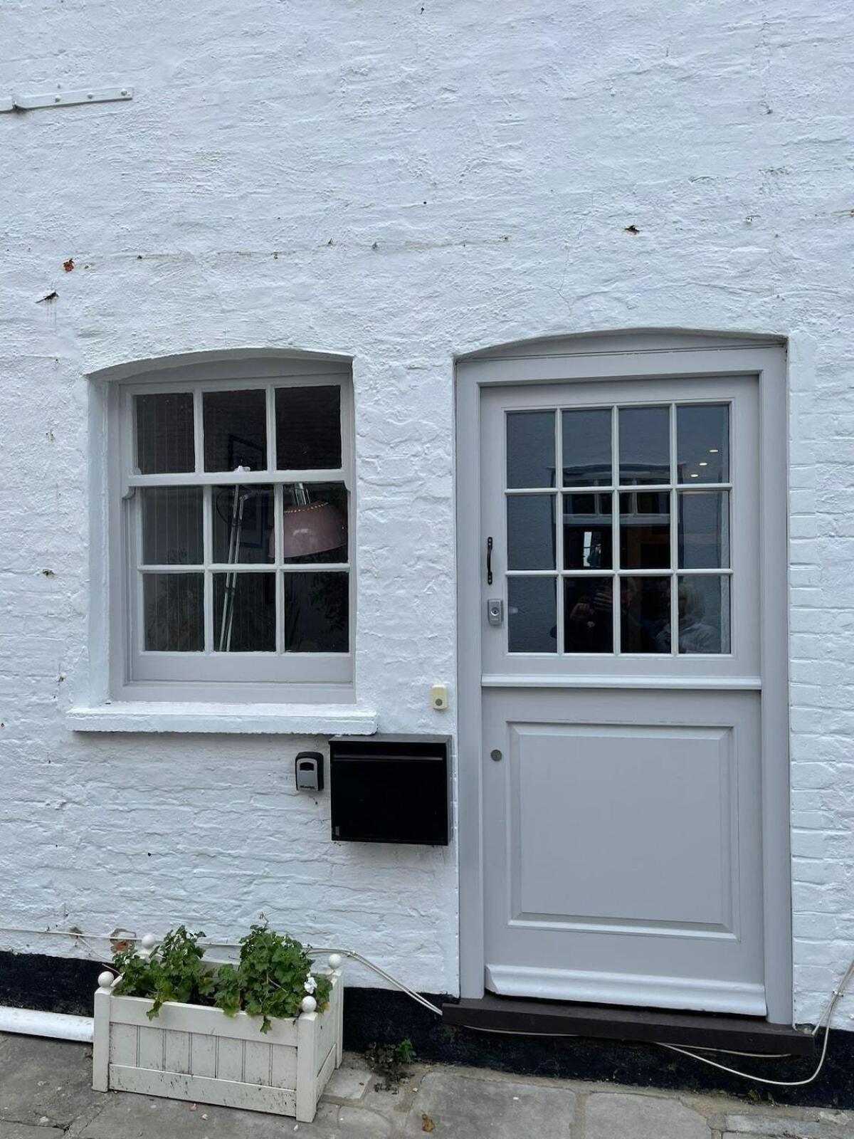 Stylish Cottage With Quay And River View 利明顿 外观 照片